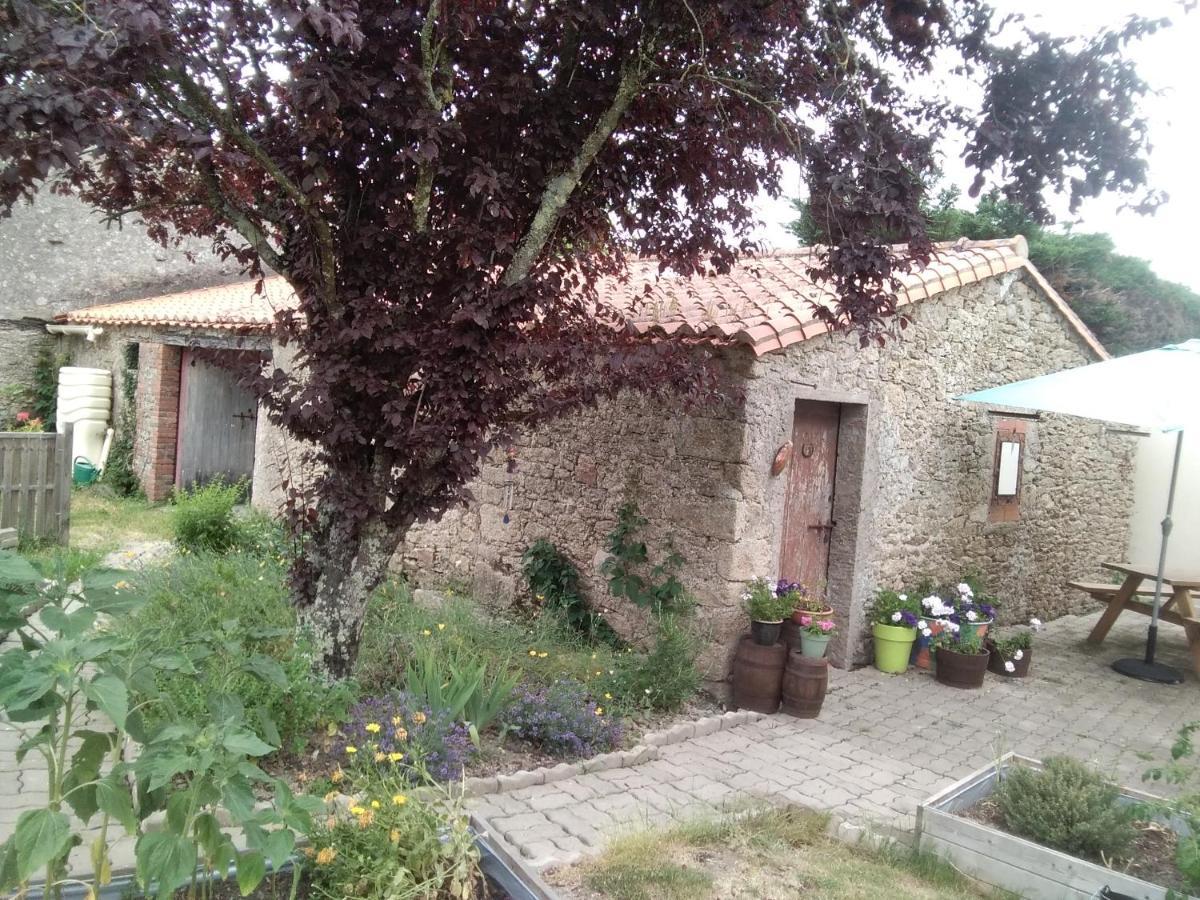 Les Tournesols Panzió La Bernardiere Kültér fotó